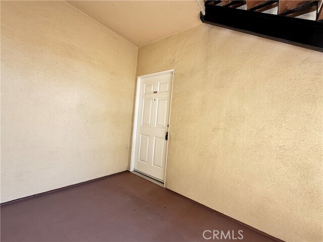Building Photo - 300 E Providencia Ave