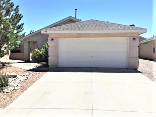 Primary Photo - 7324 Quartzite Ave NW