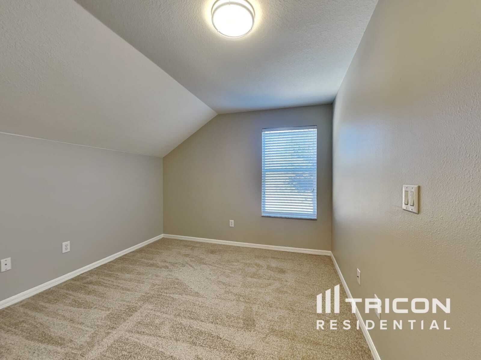 Building Photo - 10834 Newbridge Dr