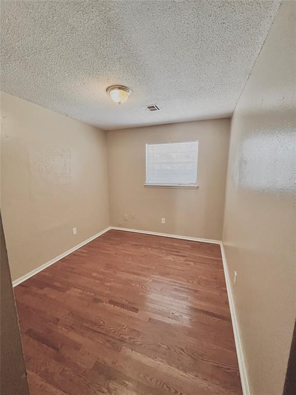 Building Photo - 2124 Allenhurst St