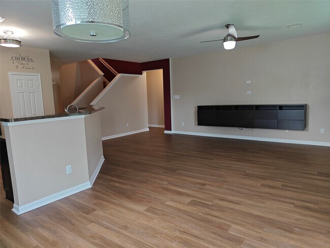 Building Photo - 7915 Moss Springs Ct