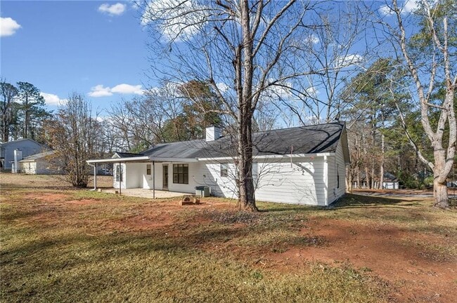 Building Photo - 5345 Memorial Ln SW