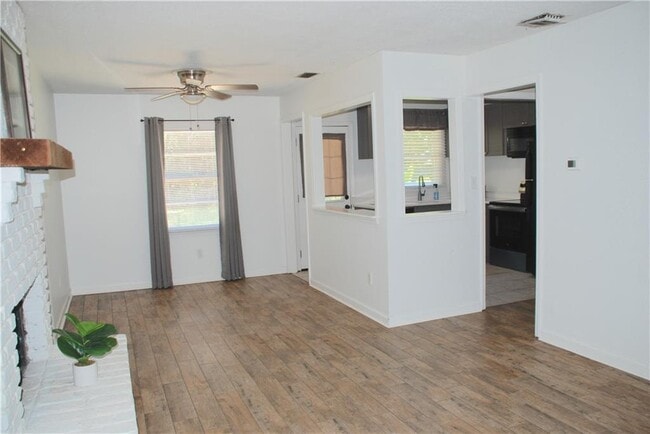 Building Photo - 4700 Barbara Mitchell Dr