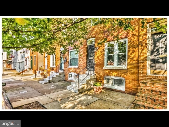 Building Photo - 1209 S Ellwood Ave