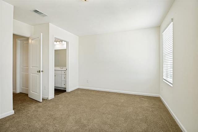 Building Photo - 1702 Marquette Dr