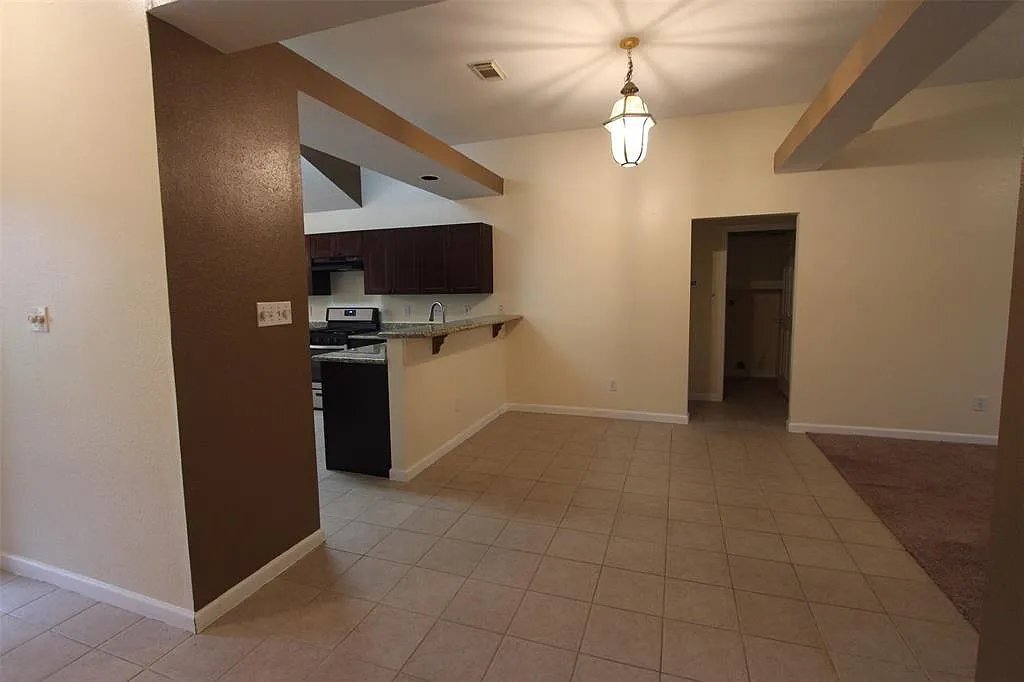 Building Photo - 22715 Bridgewater Dr