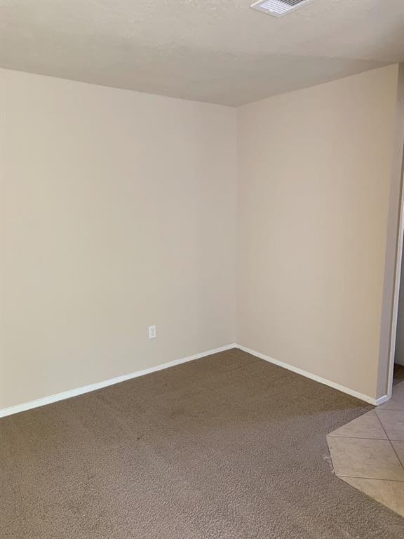 Building Photo - 23126 Pennsgrove Rd
