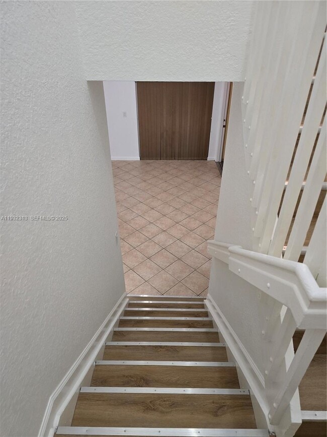 Building Photo - 1304 N Santa Catalina Cir