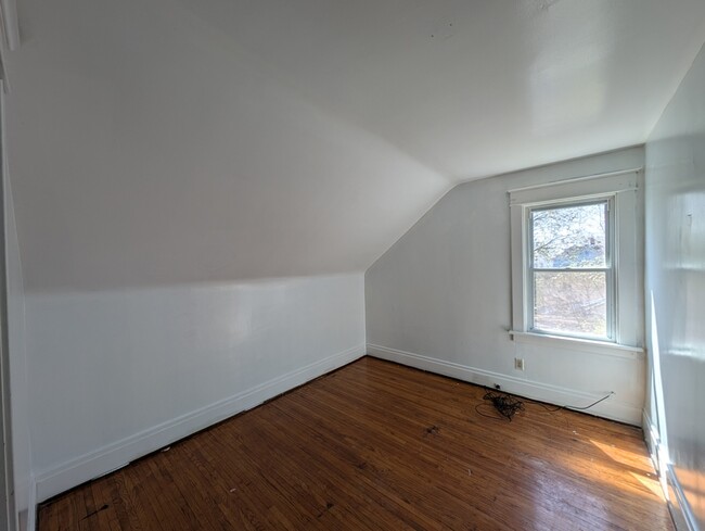 Primary Photo - 507 Lisbon Ave