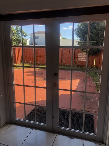 Building Photo - 19319 NW 54th Ct