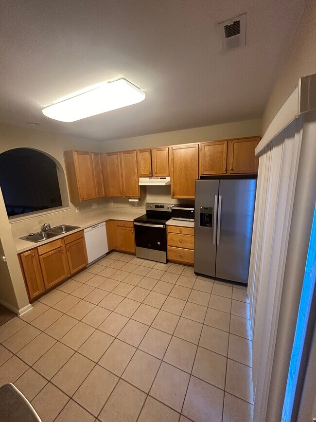 Building Photo - 8419 Chaceview Ct