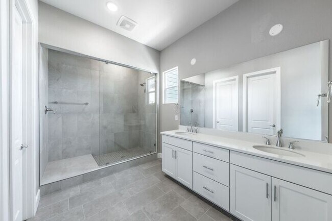 Building Photo - 50% Off Your First Full Month of Rent for ...