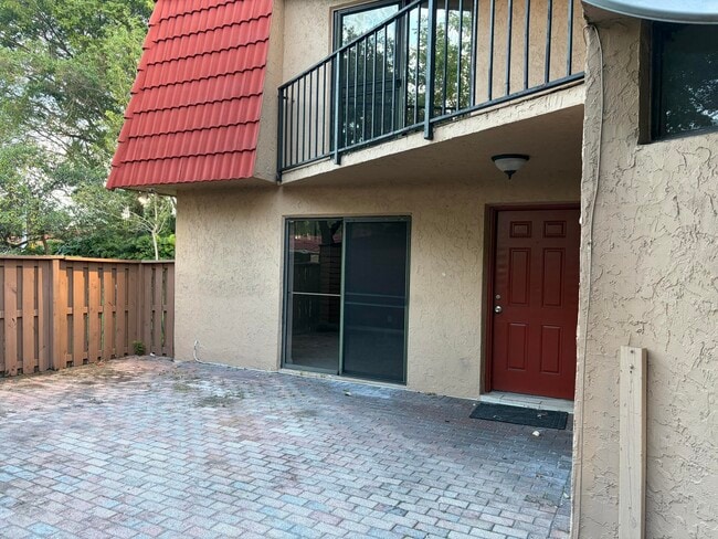 Building Photo - 8165 Severn Dr