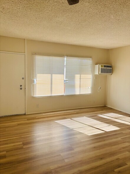 Building Photo - Romaine Street Apartments