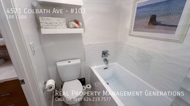 Building Photo - 4521 Colbath Ave