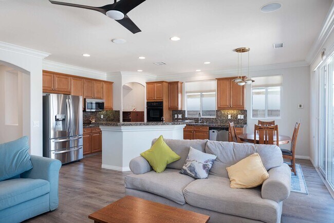 Building Photo - 245 Via Martelli