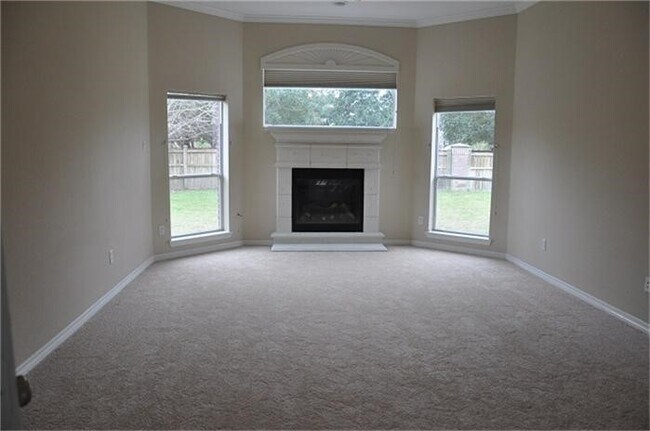 Building Photo - 5014 Grand Phillips Ln