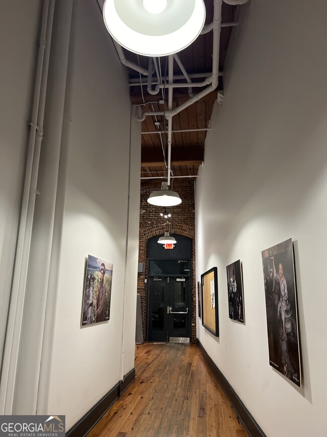 Building Photo - 161 Mangum St SW