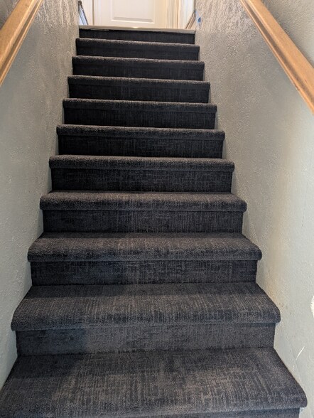 Building Photo - 138 Viewmont Ave