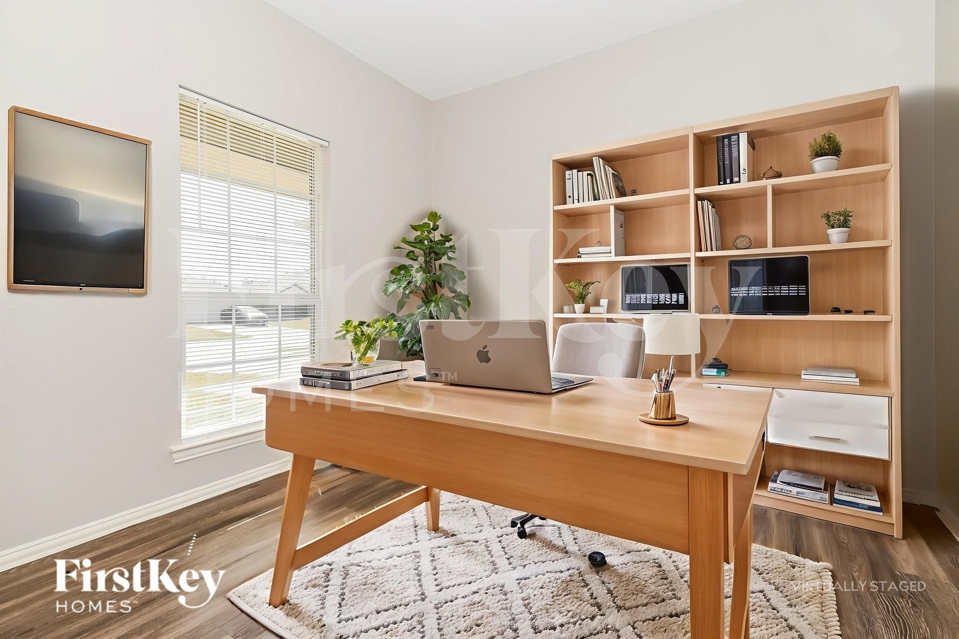 Building Photo - 1821 Ridgecrest Dr