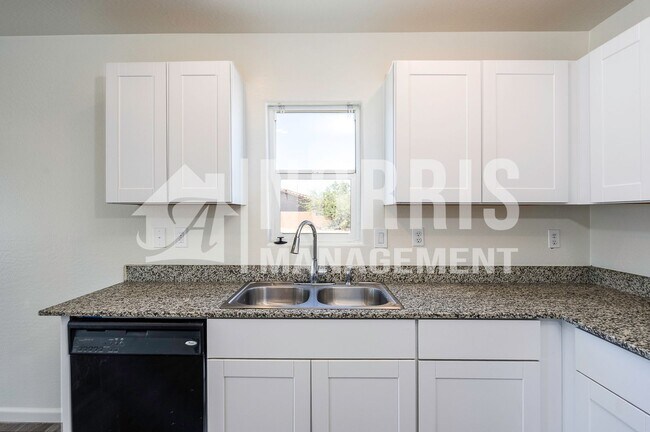 Building Photo - Great Home For Rent in Arizona City