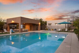 Building Photo - Avilla Preserve