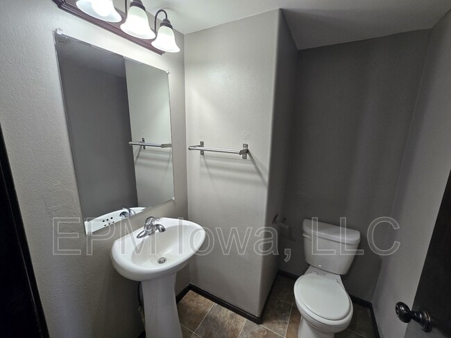 Building Photo - 4104 Mourning Dove Dr