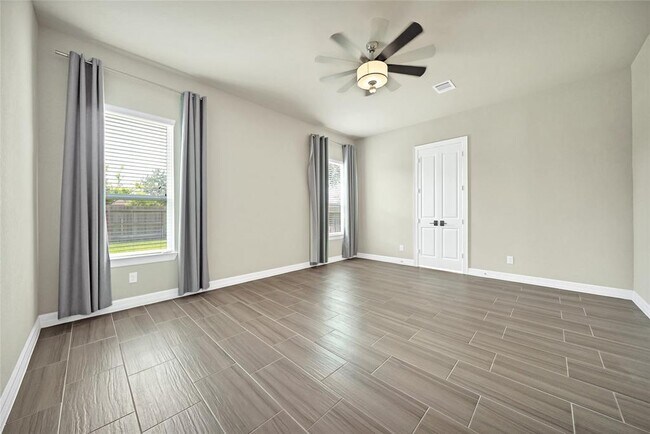 Building Photo - 4834 Canyon Shore Dr