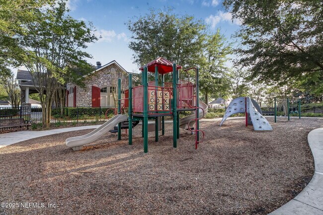 Building Photo - 3356 Canyon Falls Dr
