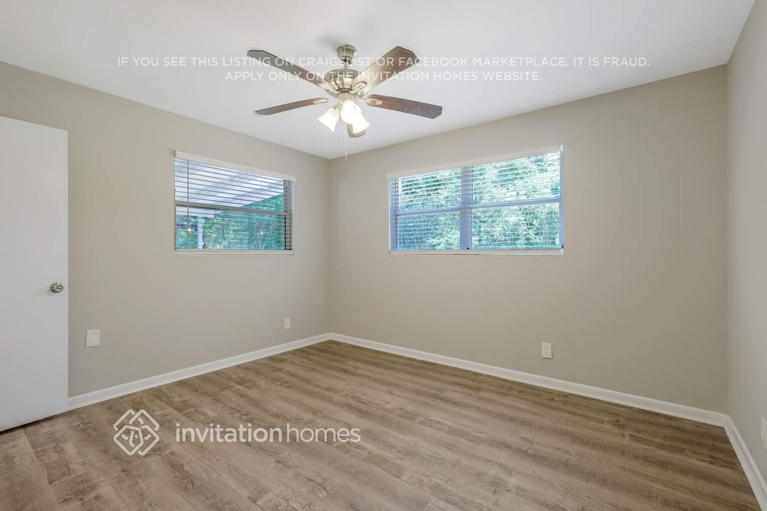 Building Photo - 7917 Chateau Dr S