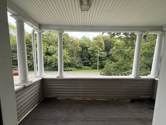 Building Photo - 423 Furnace Brook Pkwy