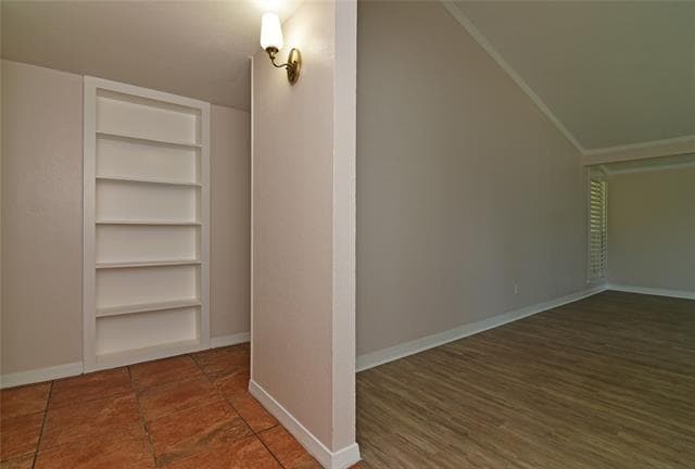 Building Photo - 1805 Spanish Trail