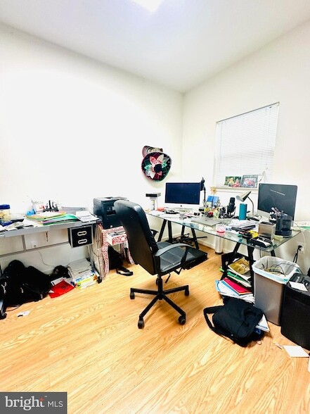 Building Photo - 17816 Singh Ct