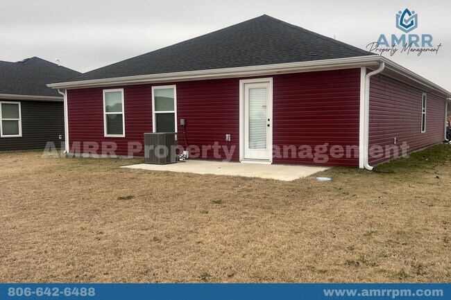 Building Photo - 612 Short Leaf Ln