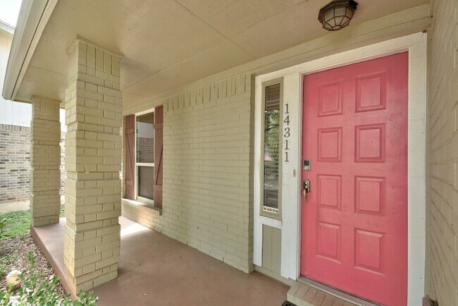 Building Photo - 14311 Kincheloe St