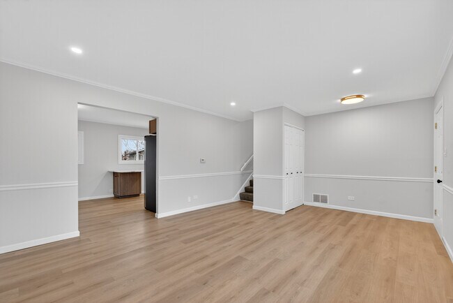 Building Photo - 500 Colgate Ct