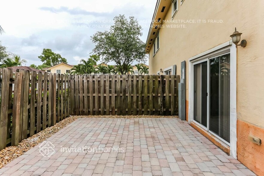 Building Photo - 7449 NW 181st St