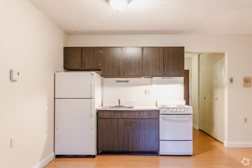 Kitchen - Studio - Liberty Court