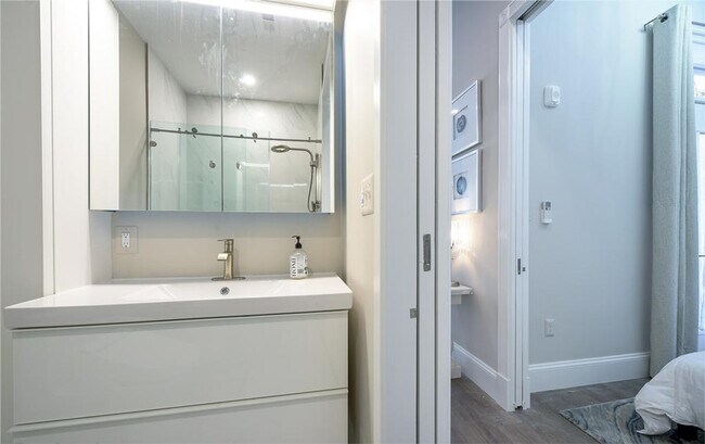 Building Photo - 1521 Corcoran St NW