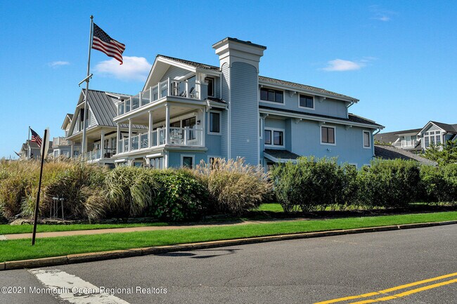 Building Photo - 211 Ocean Ave N