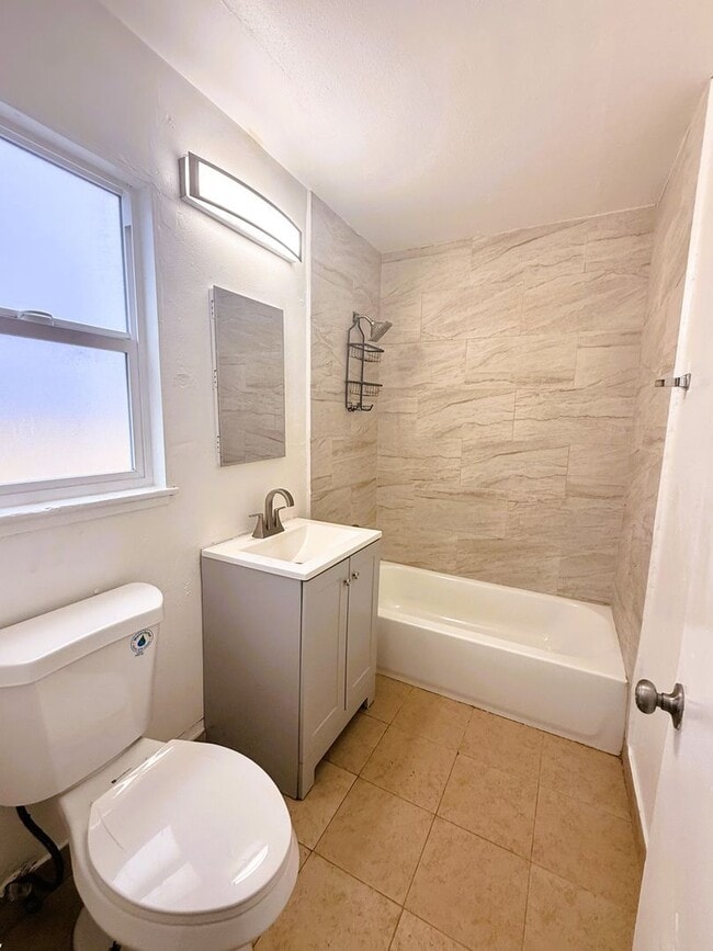 Building Photo - 2825 67th Ave