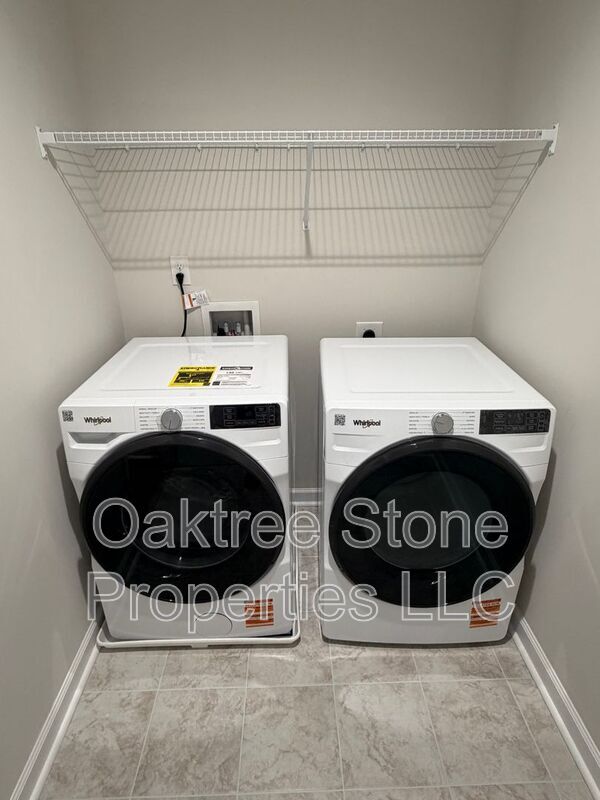 Building Photo - 1973 Hollywood Rd