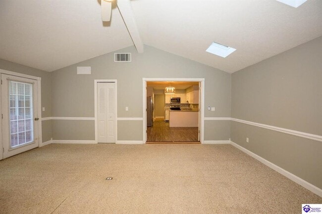 Building Photo - 226 Carey Ln