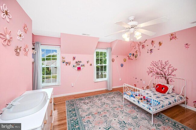 Building Photo - 15385 Windsong Ln