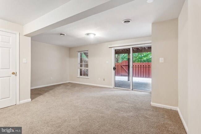 Building Photo - 5492 Prince William Ct