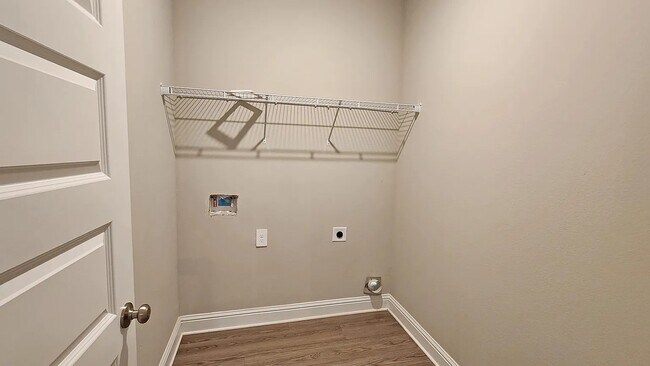 Building Photo - 10532 S Redland St