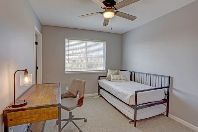 Building Photo - 100 Everglades Trl