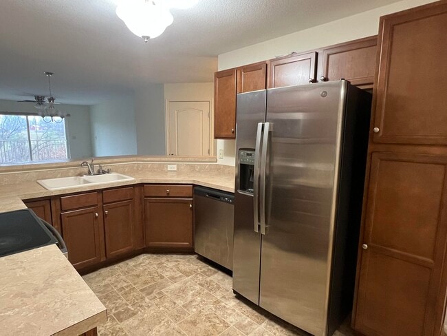 Building Photo - 6045 Boulder View