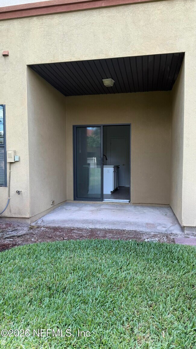 Building Photo - 416 Honeycomb Way