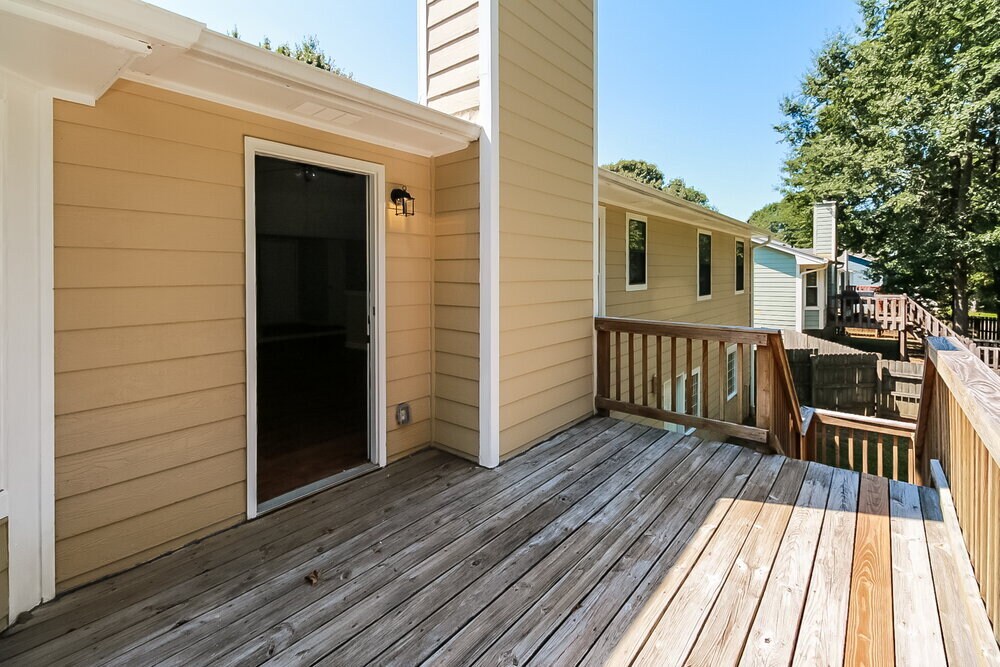 Building Photo - 10897 Morning Dove Dr